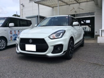 スイフトスポーツご納車おめでとうございます！